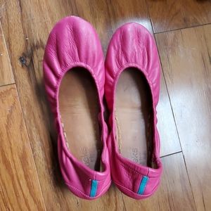 Fuschia Tieks size 10